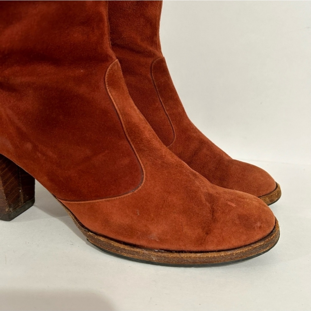Beautiful 1970s Knee Boots, Genuine Suede Burnt Orange Stacked Heel Size 6 - Picture 9 of 16